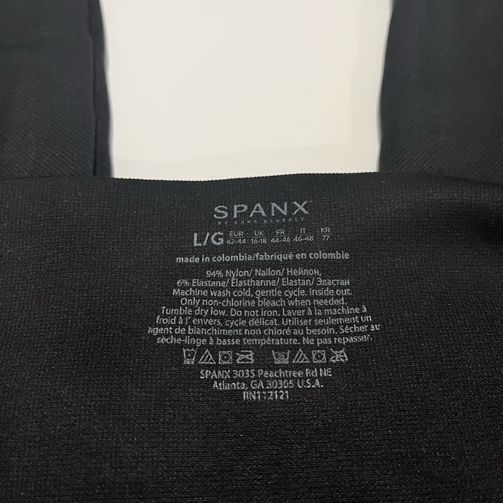 SPANX Look At Me Now Seamless Legging in Black Sz Large